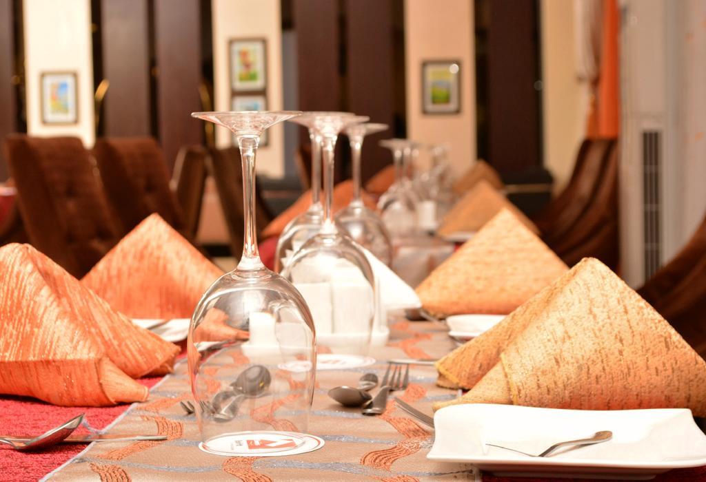 Sweet Spirit Hotel And Suites Danag - פורט הרקורט מראה חיצוני תמונה