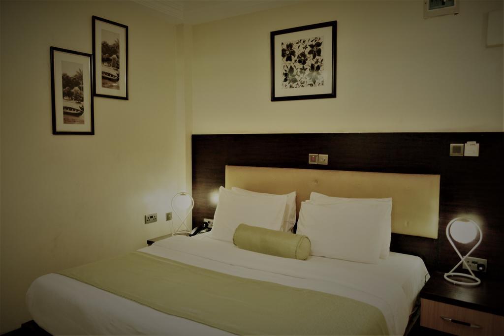 Sweet Spirit Hotel And Suites Danag - פורט הרקורט מראה חיצוני תמונה