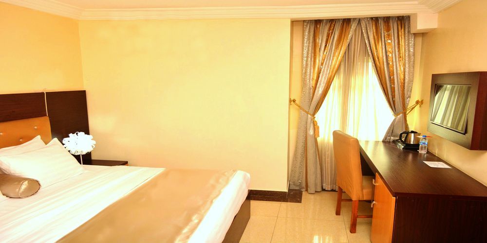 Sweet Spirit Hotel And Suites Danag - פורט הרקורט מראה חיצוני תמונה