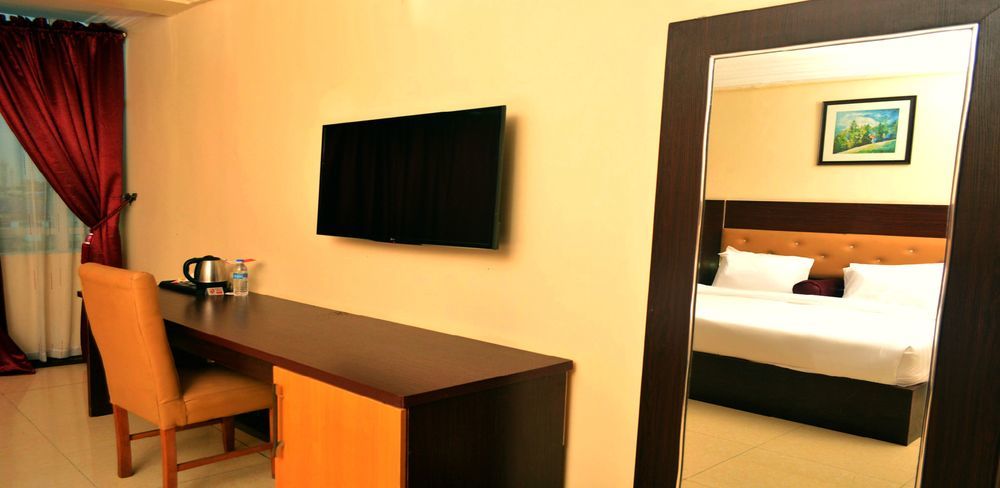 Sweet Spirit Hotel And Suites Danag - פורט הרקורט מראה חיצוני תמונה