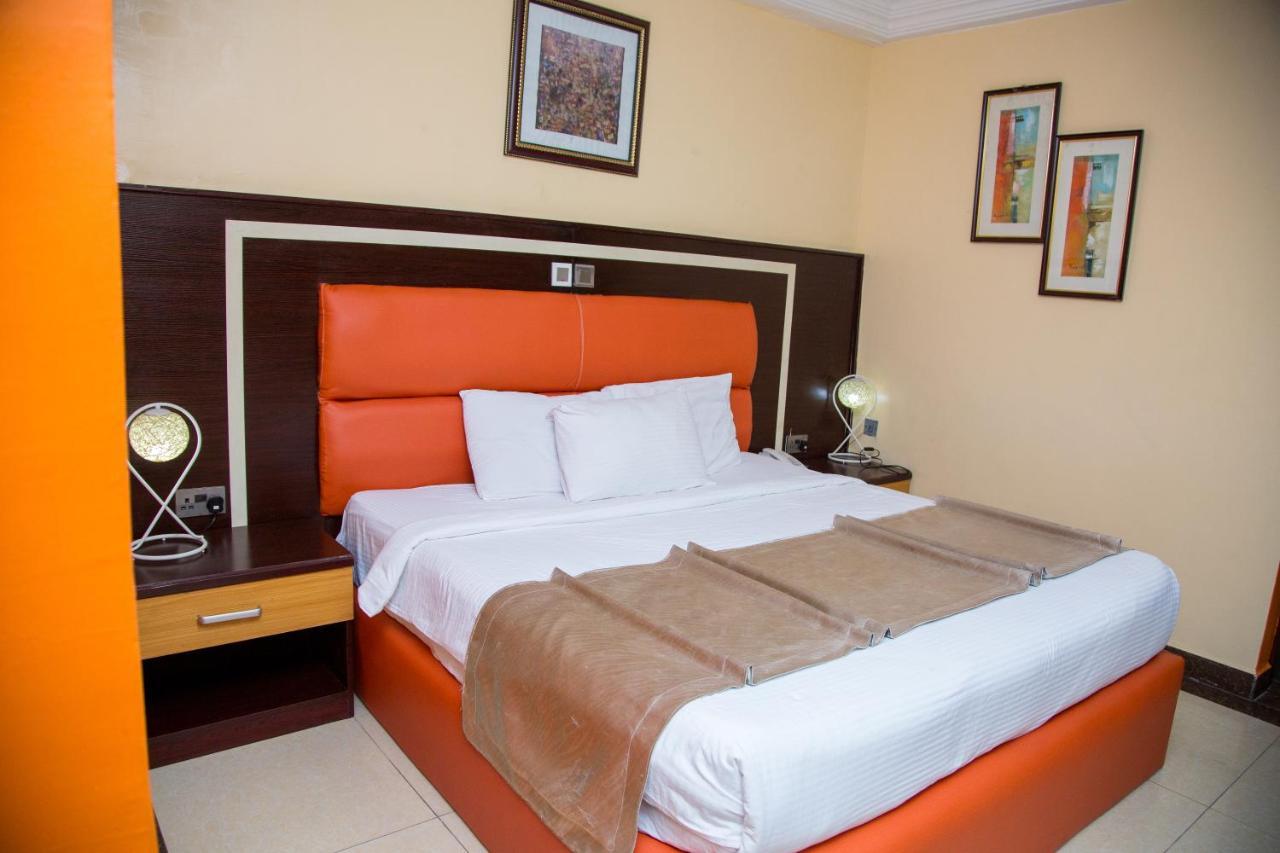 Sweet Spirit Hotel And Suites Danag - פורט הרקורט מראה חיצוני תמונה